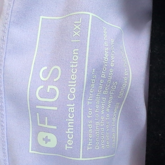 Figs Lilac Scrub Set Casma Top Xl And Kade Cargo XXL - Picture 4 of 5